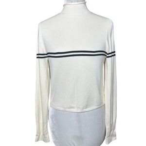 NWT Urban Outfitters Mock Neck Cropped Sweater. Size XL